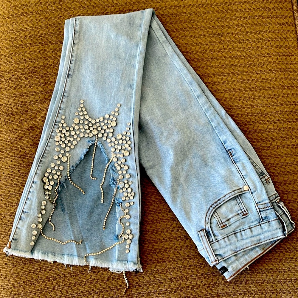 Trendy Detailed Denim Couture Jeans
